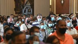 “Inoportuno” eliminar obligatoriedad de mascarillas, dice Colegio de Médicos
