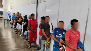 Migración saca del país a 13 nicaragüenses, uno de ellos por abusar de un menor de edad