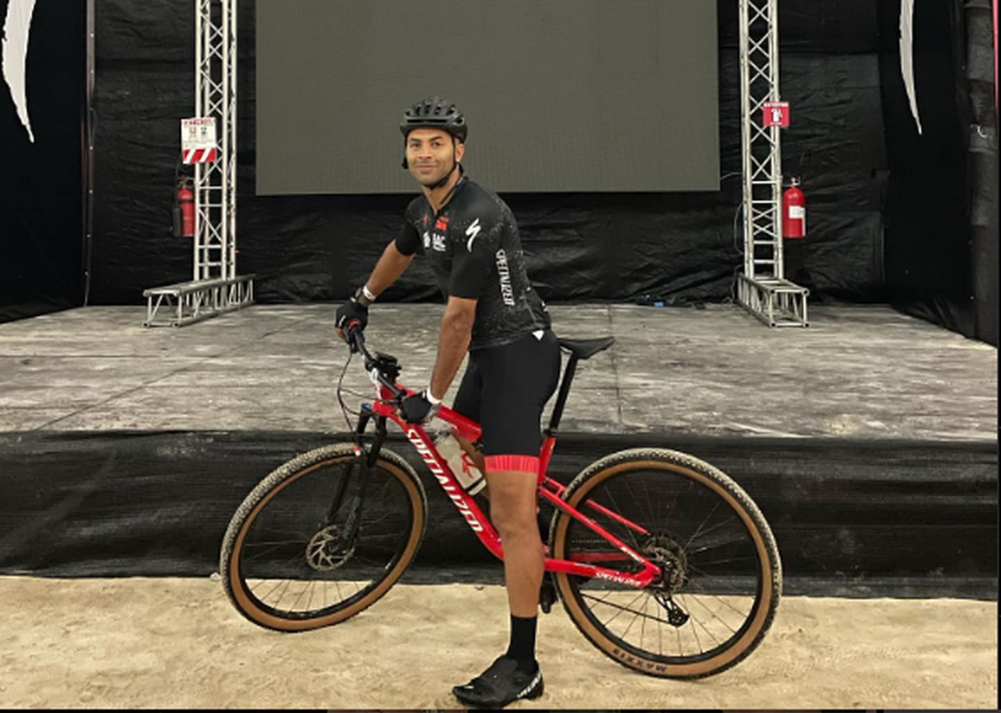 Álvaro Saborío compitió por segunda ocasión en la competencia de ciclismo de montaña Volcano 100 millas
3 de setiembre del 2023
 Tomada de Facebook