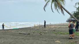 Joven murió ahogada y hombre está desaparecido en playa Westfalia, Limón