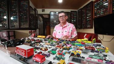 Palmareño tiene más de 3.300 carritos Hot Wheels en la cocina de su casa