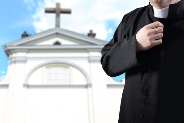La Iglesia católica también está en el ojo del huracán por los casos de dos sacerdotes. Foto: shutterstock.com
