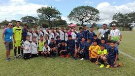 Niños de Alajuelita están a un paso del título nacional de fútbol siete
