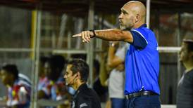 El técnico Luis Marín advierte que empate de Alajuelense ante Liberia puede ser beneficioso