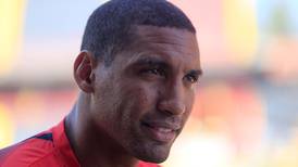 Jugador cubano Marcel Hernández divide a la afición rojinegra