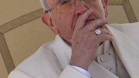 Papa le pide a todo el mundo unirse al "minuto de paz" este jueves