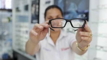 Promo La Teja: Los lentes progresivos son lo mejor para sus ojos
