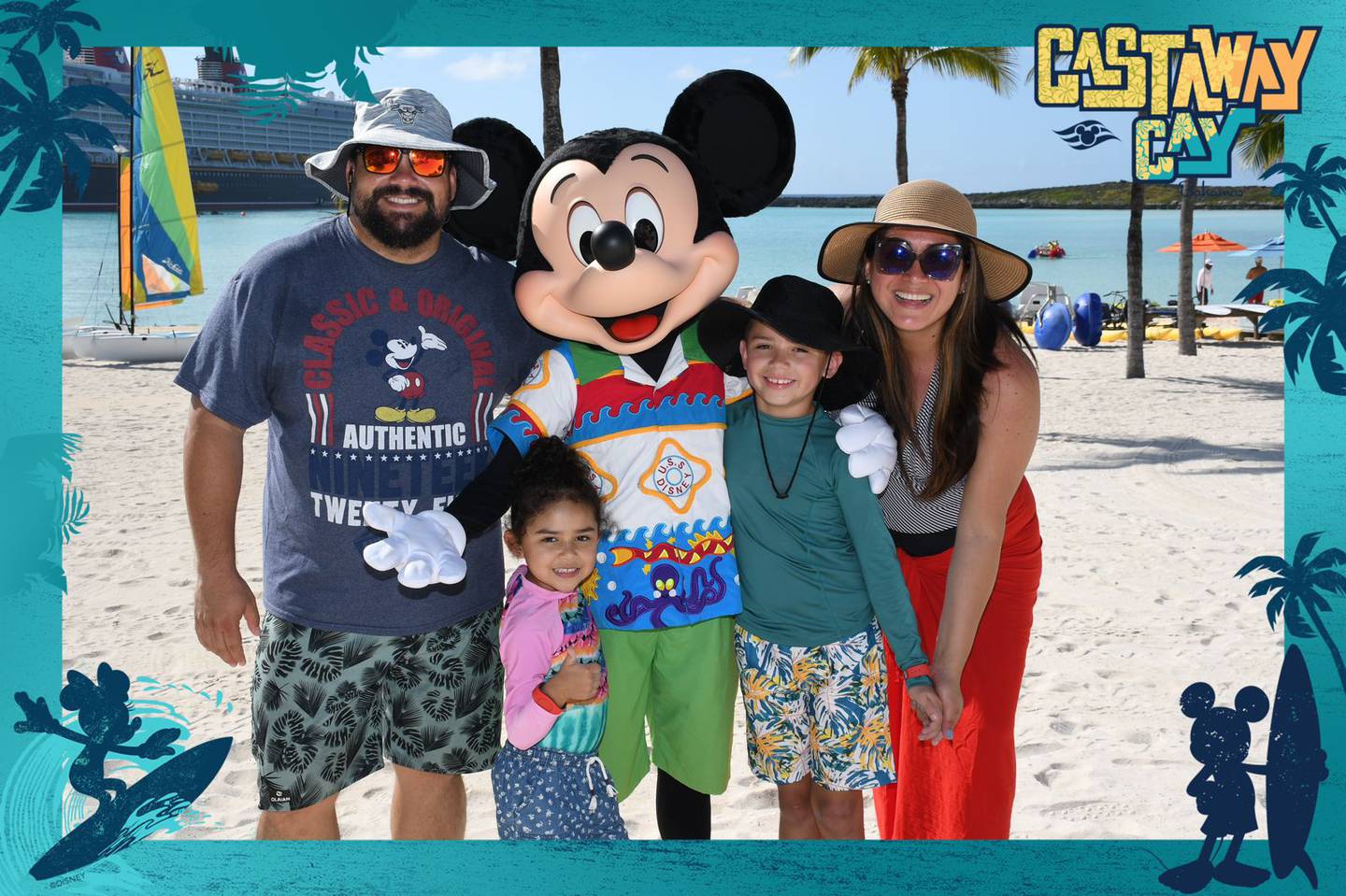 El comediante Gustavo Gamboa y su familia son amantes de la magia de Disney y disfrutarán del show de Disney Junior que será en Parque Viva el 16 y 17 de setiembre.