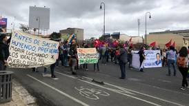 Decenas marcharon por el centro de San José pidiendo justicia por asesinato de líder indígena 