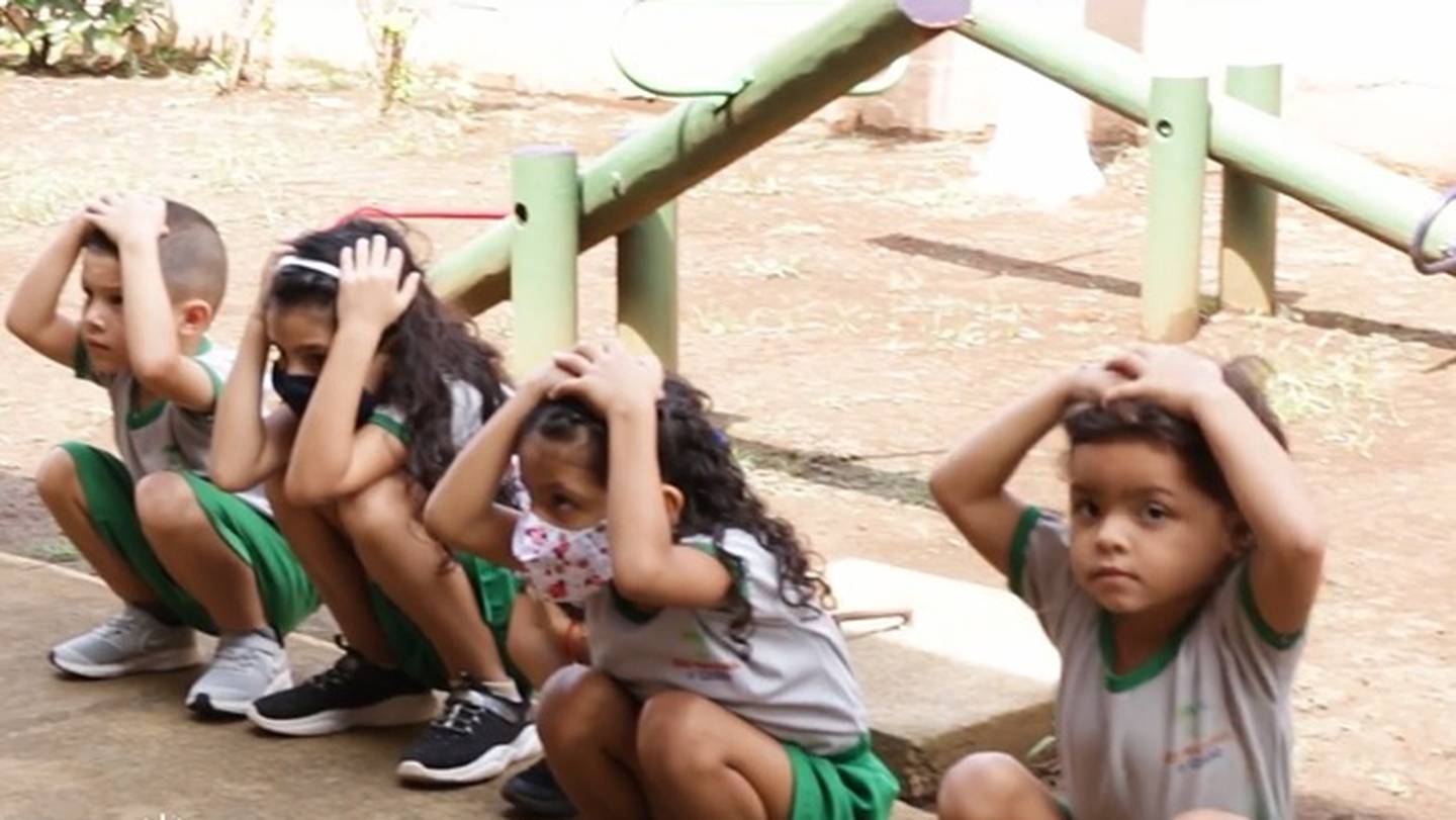 A partir de las diez de la mañana de este 10 de agosto, Costa Rica realice su IV Simulacro Nacional de Evacuación por Sismo, de hecho, ya hay más de medio millón de ticos que se apuntaron para evacuar de edificios, instituciones, centros educativos y desde sus hogares