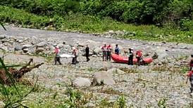 ¡Tragedia en los rápidos! Vuelco de balsas en río deja un hombre fallecido 