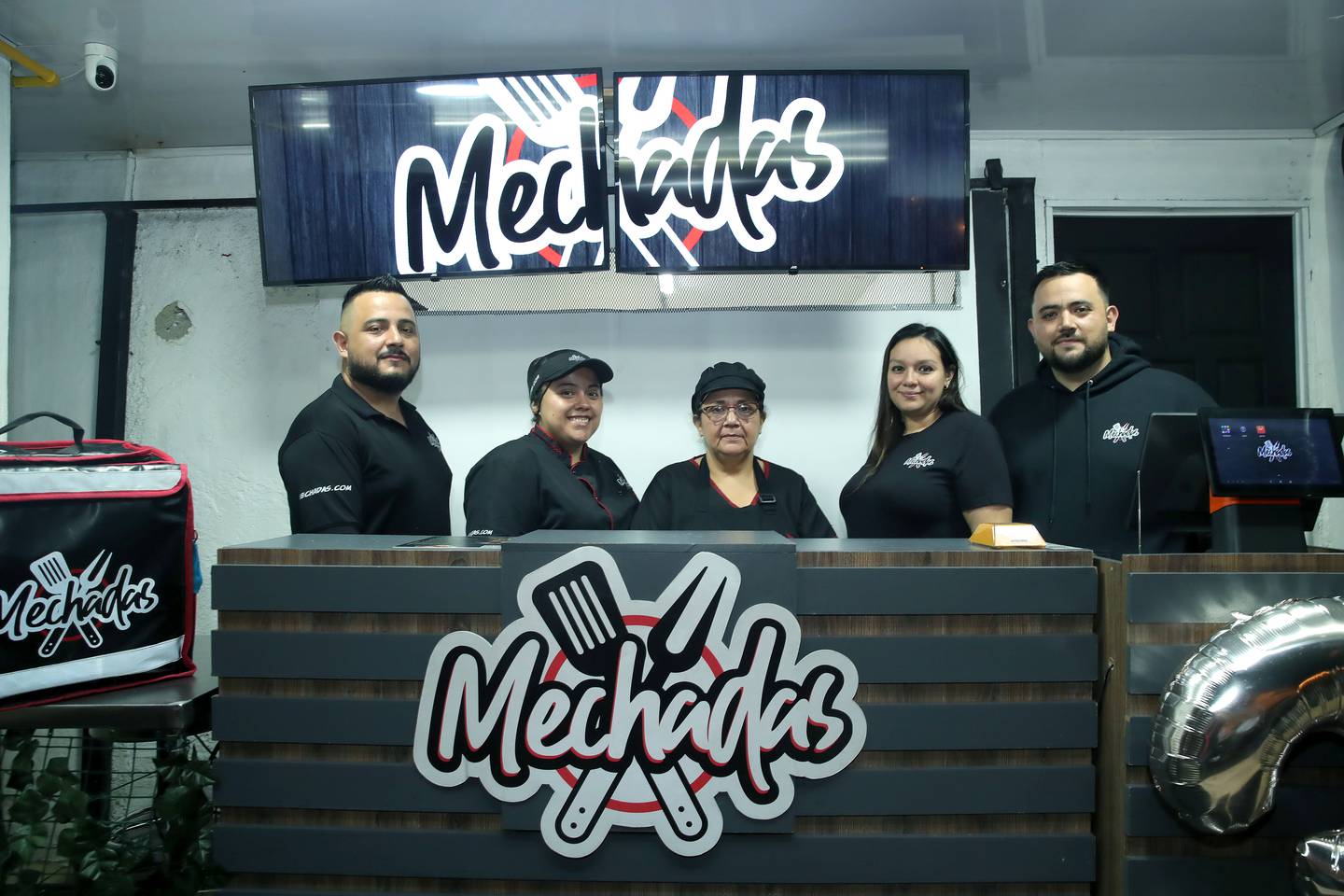 5/10/2023/ Fotos del restaurante Mechadas para La Teja / Foto John Durán