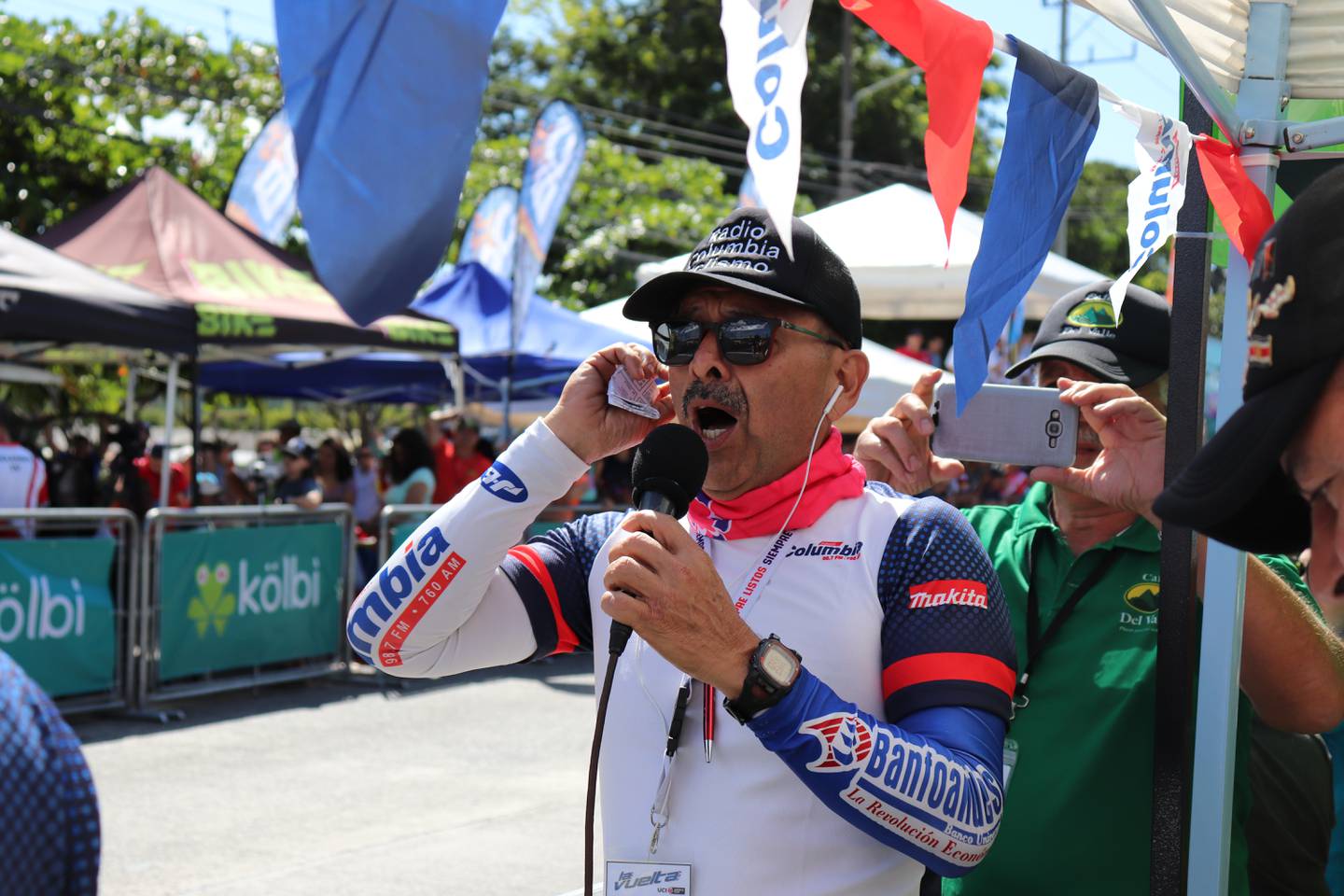 Rodolfo Méndez es muy conocido por narrar la Vueta Ciclística a Costa Rica para radio Columbia.