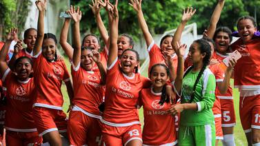 Más de 300 nicaragüenses le apuestan al fútbol para cambiar sus vidas