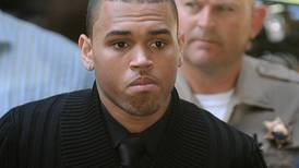 Cantante Chris Brown fue arrestado por sonarse a un fotógrafo
