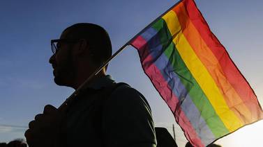 Periodista mexicano dice que el homosexual “no nace, se hace” 