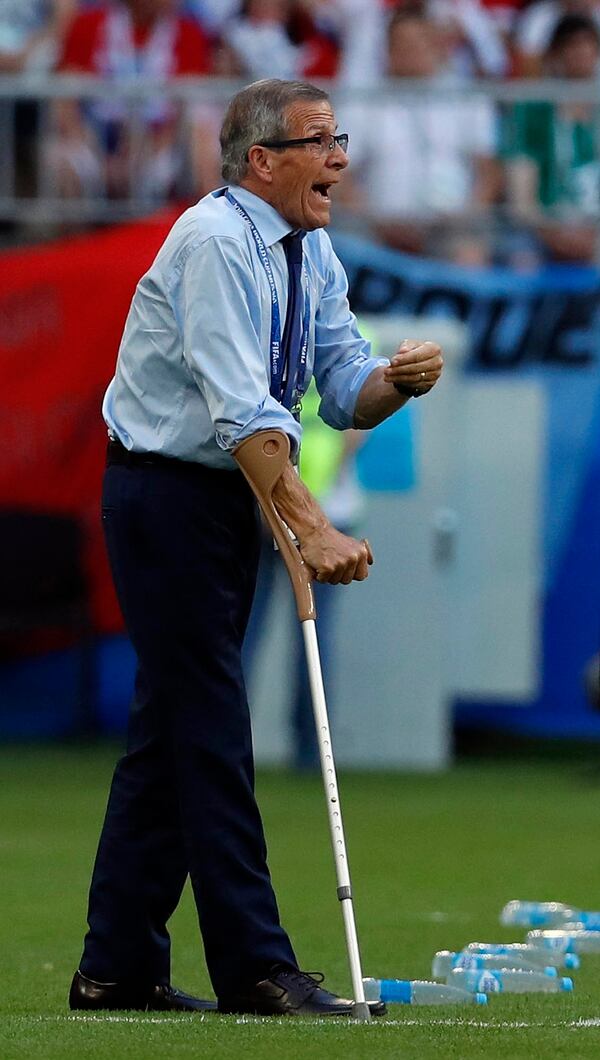 Óscar Tabárez, un maestro que enseña a todo un país - La Teja