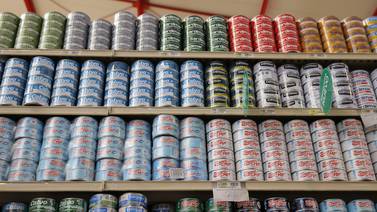 Tiquicia compra un millón más de latas de atún y sardina en Semana Santa 