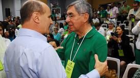 Óscar Arias le manda filazo a José María Figueres tras renuncia de Laura Chichilla