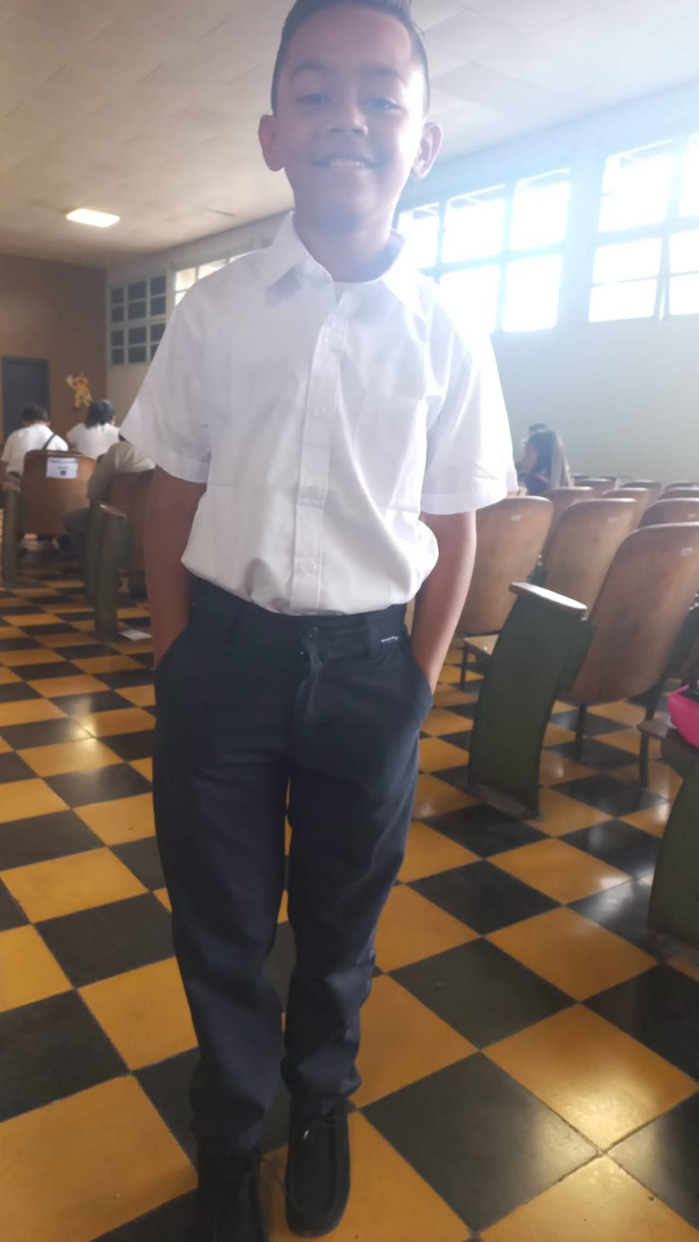 Steven Andrés Mercado Vallecillo tiene 12 años y está en sexto grado, en el grupo 6-1 de la Escuela Omar Dengo de barrio Cuba y a pesar de que lleva un par de semana repasando materia, siente temor de hacer la Prueba Nacional Estandarizada Diagnóstica 2023