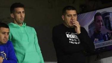 Mariano Torres enseñó la 10 tras el partido de despedida de Riquelme