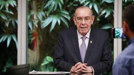 Un nuevo contrincante le quiere quitar la silla presidencial a Rodrigo Arias