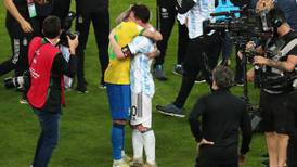 Neymar a Messi: “Mi hermano y amigo, quedé triste, hijo de p... me ganaste”