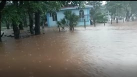 (Video) Huracán Eta deja 35 emergencias por lluvias en el Pacífico