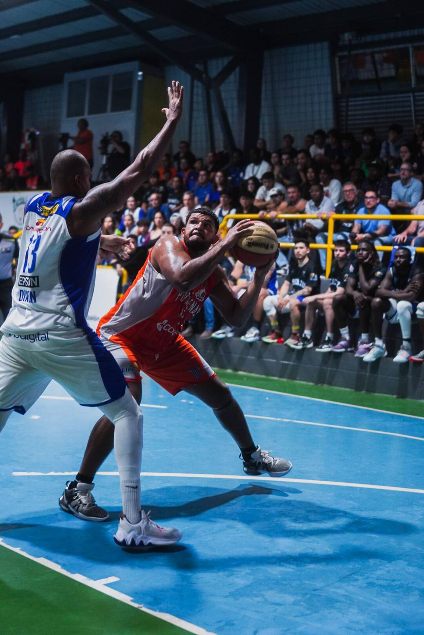 Escazú - Puntarenas baloncesto, primera división