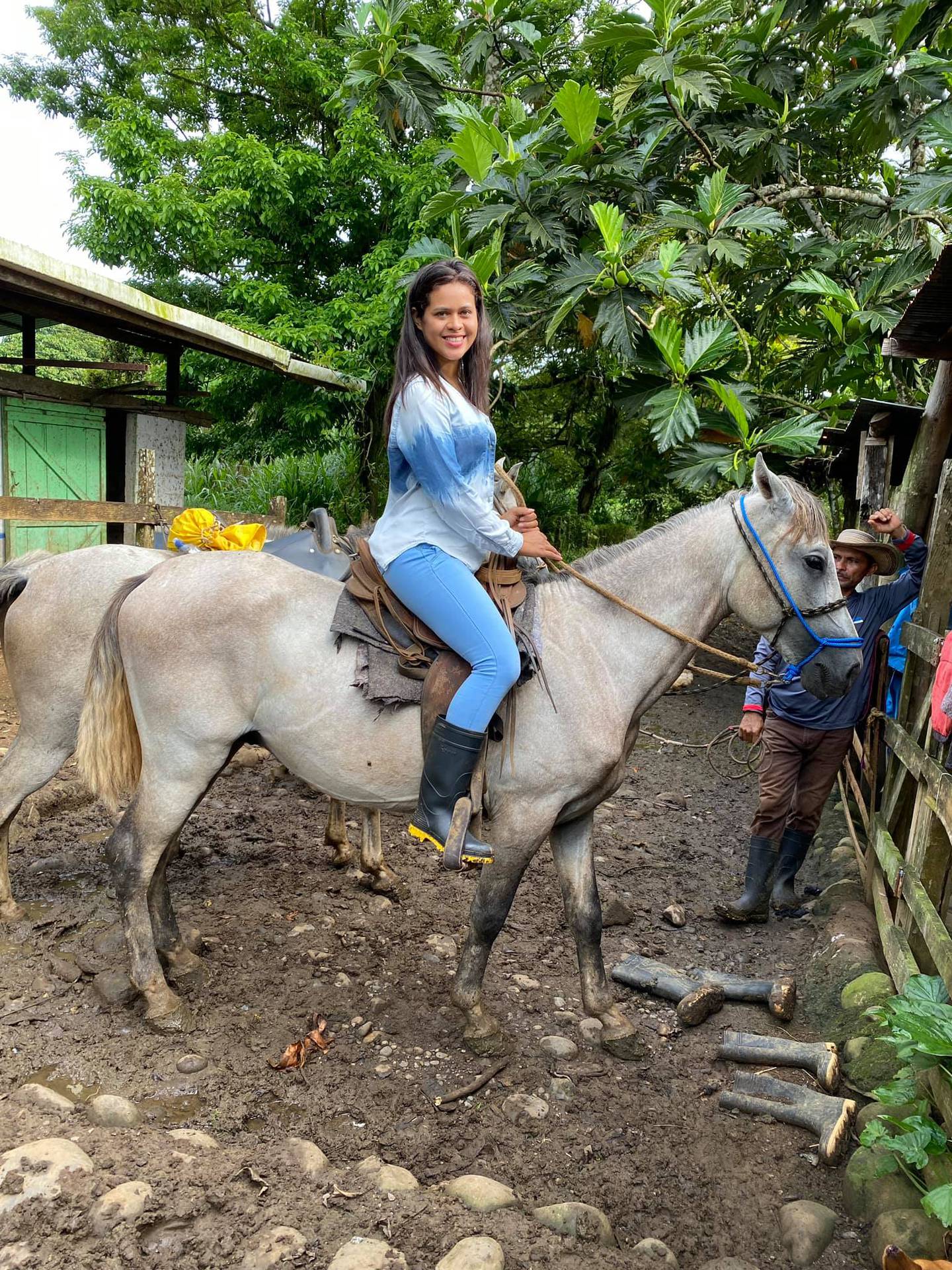 Jaqueling Libeth Florez Ruiz es nicaragüense y en redes sociales es muy vista como "De aventuras con Jaqui"