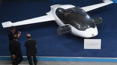 Empresa alemana presenta un prototipo de taxi volador