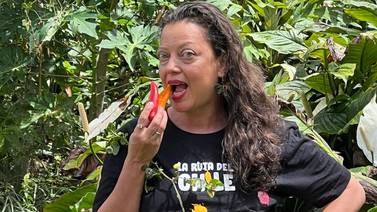 Conozca a la persona que más aguanta comer chile picante en Costa Rica