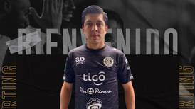 Sporting se sacude de las acusaciones de Santos de que negocia jugadores a sus espaldas