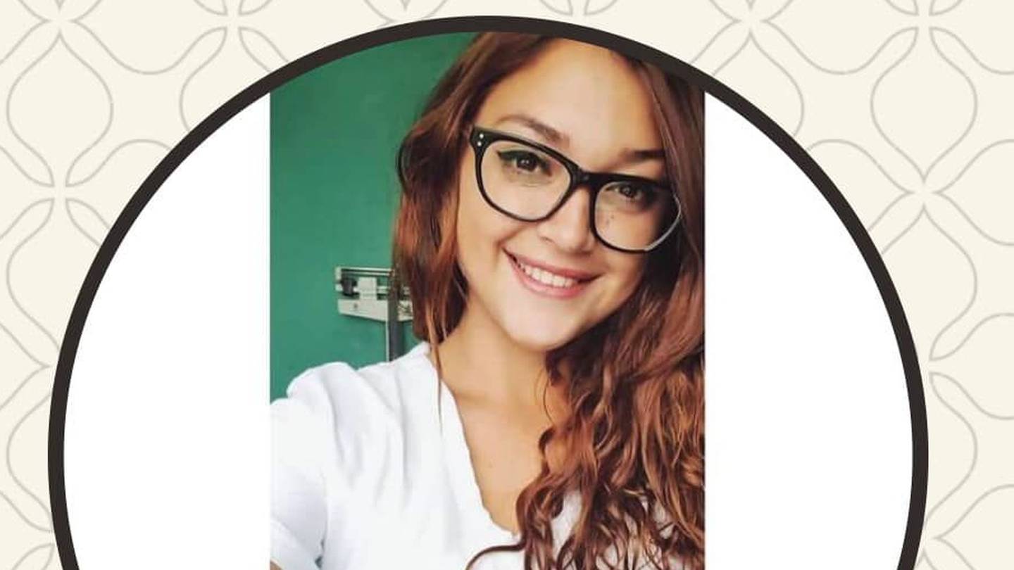 María Murillo Chavarría, de 26 años, era enfermera en el servicio de Emergencias del Hospital Calderón Guardia, de hecho, en las redes sociales el propio hospital posteó un sentido mensaje de despedida
