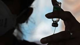 Aguas Zarcas ya vacuna a personas de 18 años sin factores de riesgo