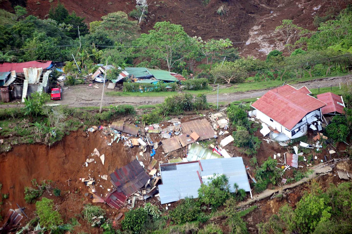 Terremoto Cinchona, 8 enero de 2009. Foto Archivo.