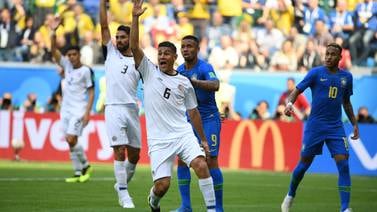 Diario francés colocó a Óscar Duarte en el equipo de los once peores jugadores del Mundial