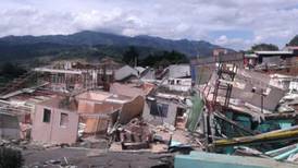 Deslizamiento destruye 27 casas en Desampa: “Es como un terremoto en cámara lenta”