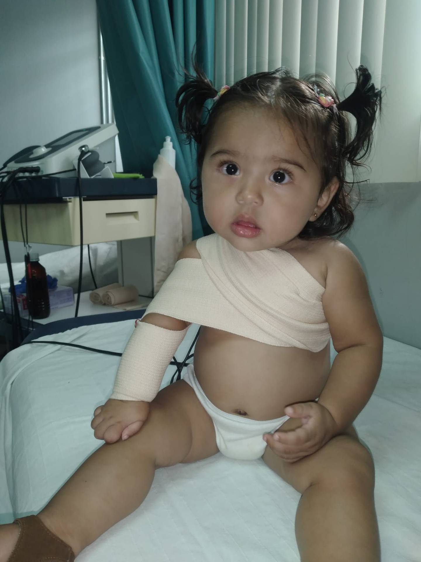 Mariana Uriarte Herrera es una bebé de 8 meses que requiere de una urgente cirugía en España. Ella nació con Páralisis braquial obstetra PBO.