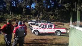 Cruz Roja rescata a 3 personas que estuvieron perdidas  más de 6 horas en la montaña 