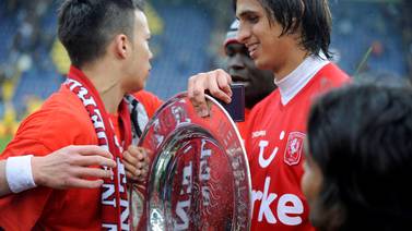 Periodista holandés abre posibilidad de que Bryan Ruiz regrese al Twente