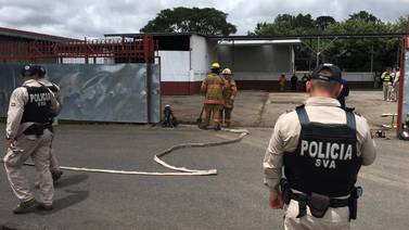 Tufo a gasolina reveló robo de combustible para avión en Alajuela