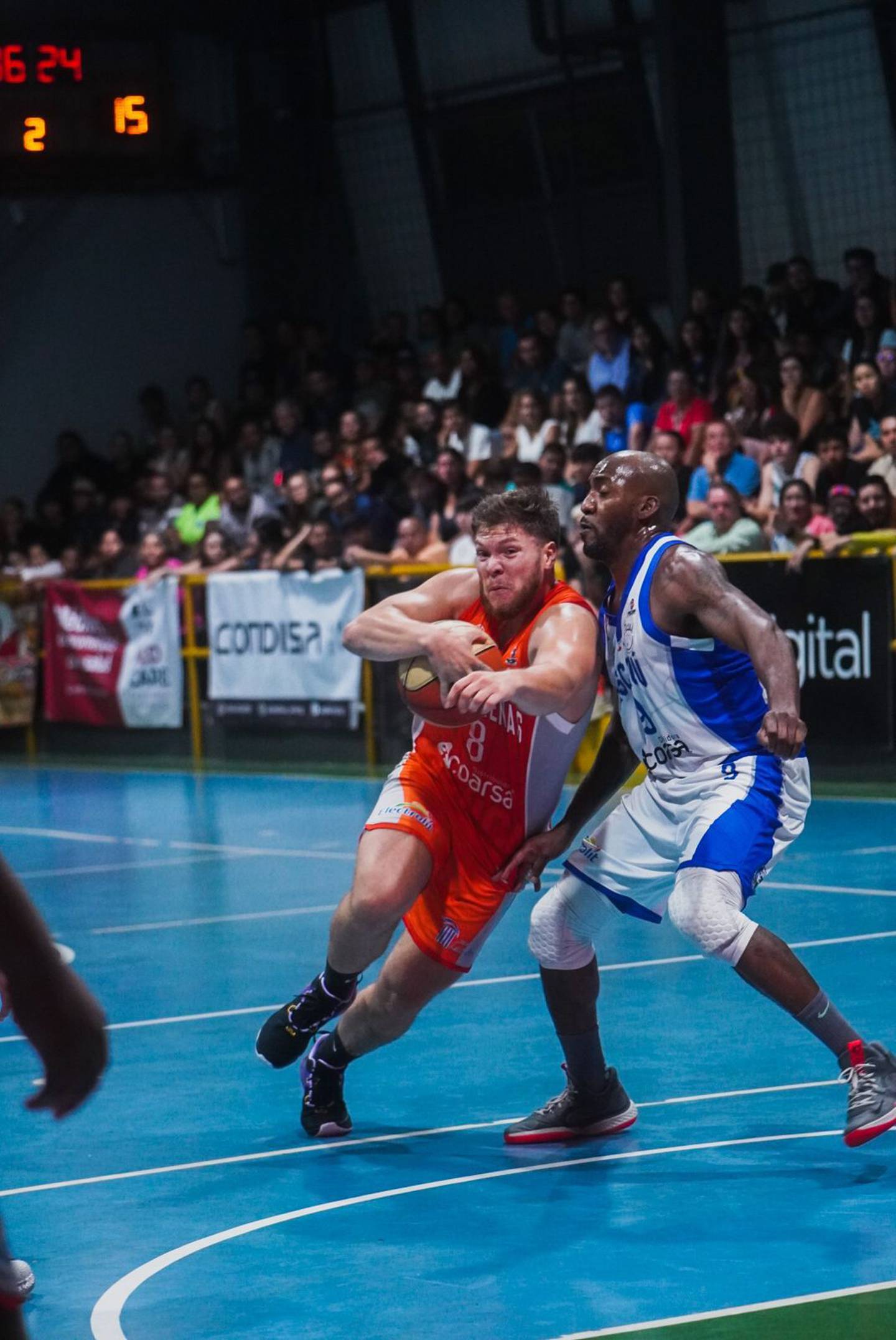 Escazú - Puntarenas baloncesto, primera división