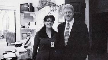 Bill Clinton dice que tuvo romance con Lewinsky para manejar sus ansiedades