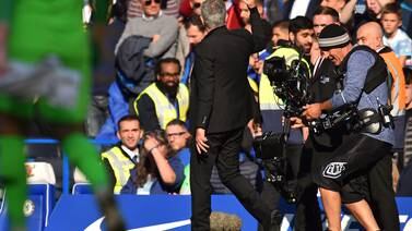 Mourinho estuvo a punto de pelearse con un asistente del Chelsea