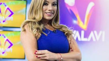 Presentadora tica presentó a famoso exfutbolista brasileño como su novio