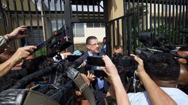 Presidente Rodrigo Chaves se presenta a Fiscalía General por investigaciones en su contra 