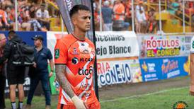 Saprissa contrató a Yoserth Hernández con una condición especial, revela Puntarenas FC 