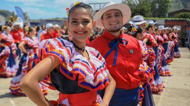 Banda Municipal de Zarcero con acreditación para Desfile de las rosas 2020