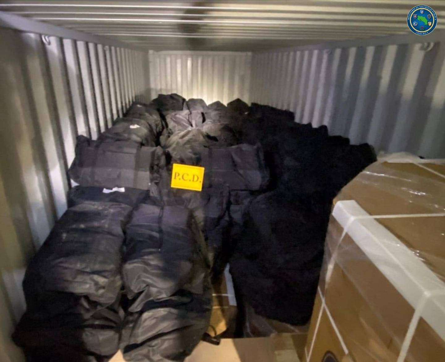 PCD decomisó 3466 kilógramos de cocaína escondidos en  contenedor que transportaba puré de banano y que tenía como destino Europa. Foto MSP.